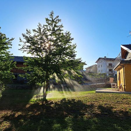 La Maison De Chantal Fénis Esterno foto