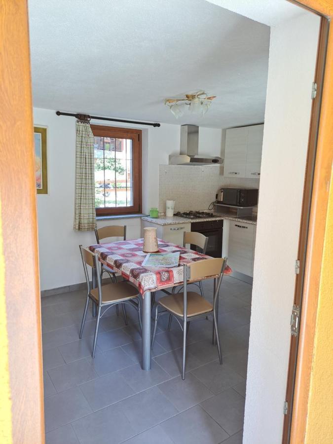 La Maison De Chantal Fénis Esterno foto