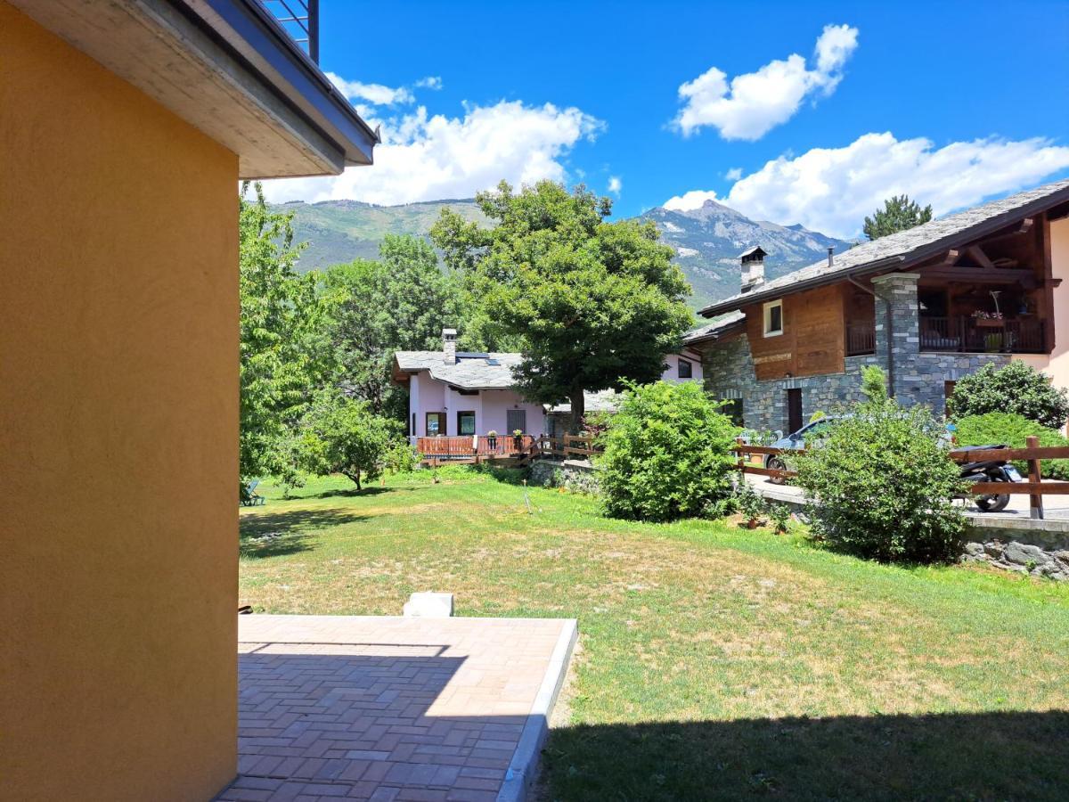 La Maison De Chantal Fénis Esterno foto