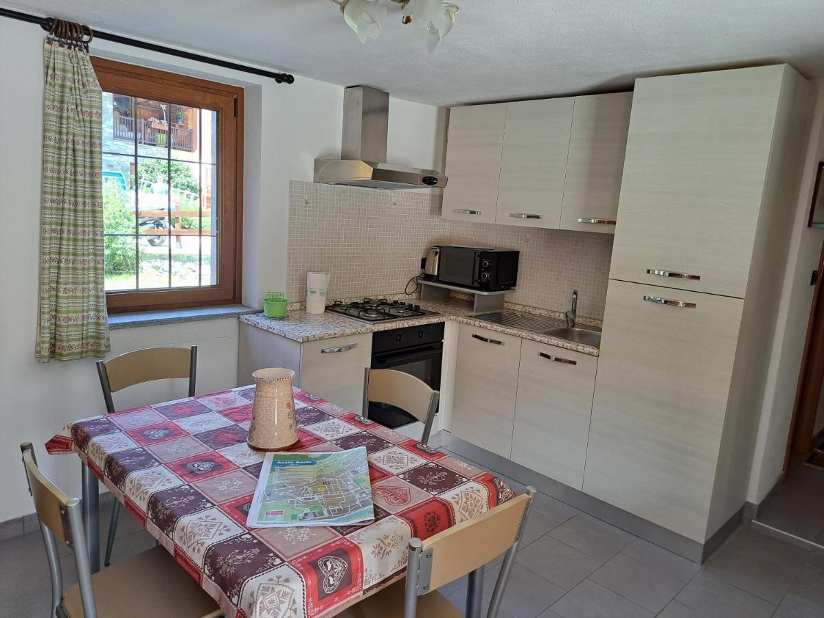 La Maison De Chantal Fénis Esterno foto
