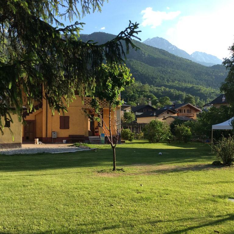 La Maison De Chantal Fénis Esterno foto