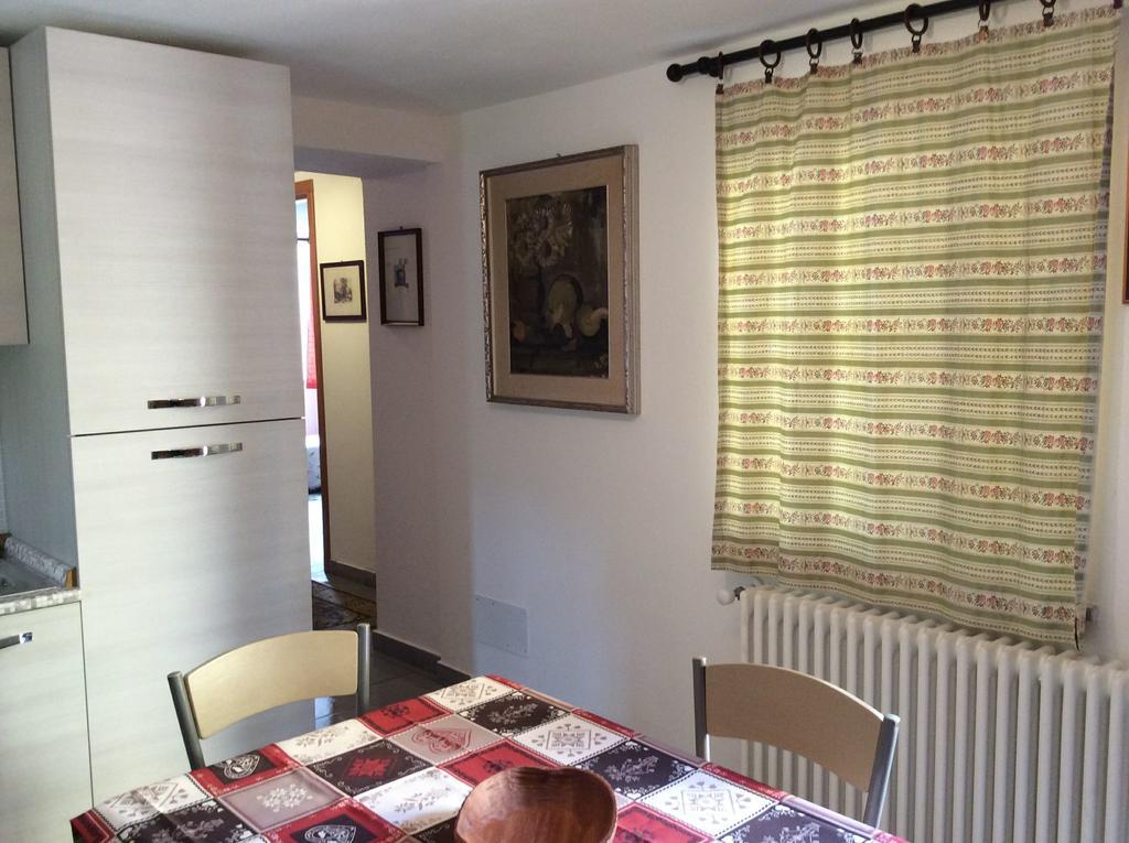 La Maison De Chantal Fénis Esterno foto